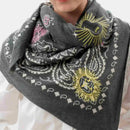 Écharpe Carré rêveuse grise en Coton – Adoré Paris | Foulard Femme Élégant Automne